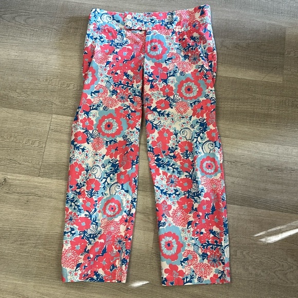 Lilly Pulitzer, Palm Beach fit pink and blue seashell  Capri pants size 8 - Picture 1 of 8